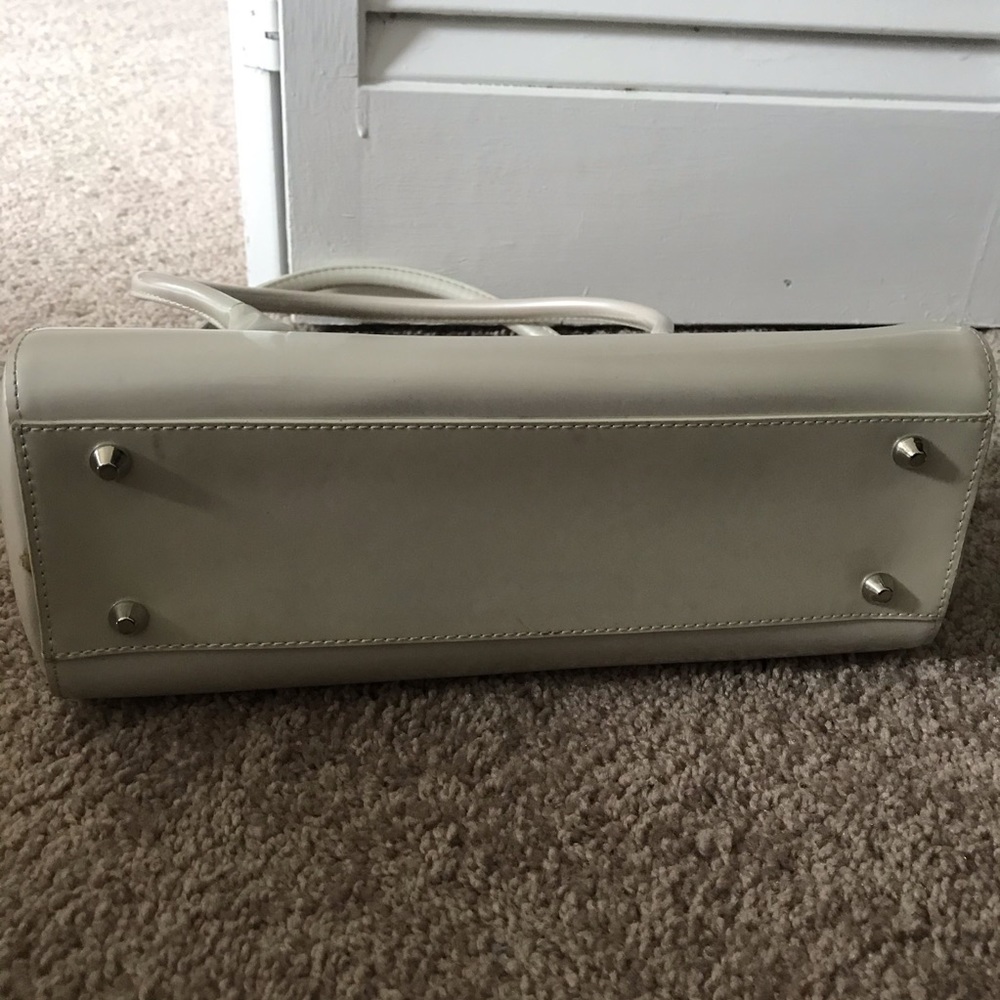 Beijo Shoulder Bag - Picture 4 of 5